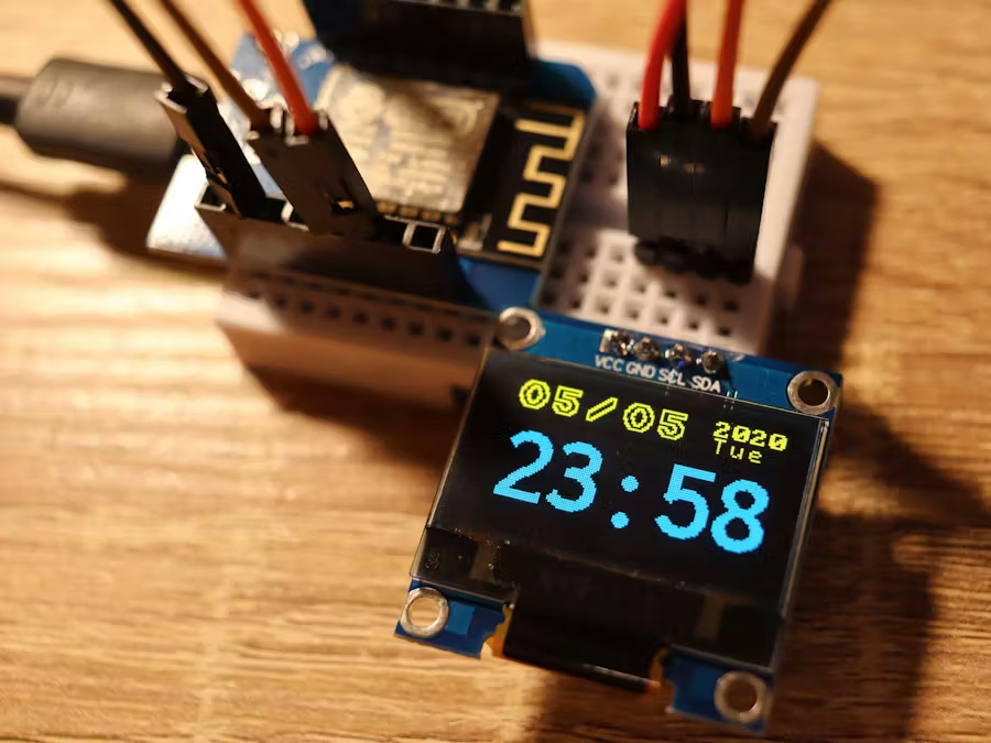 Applications and Use Cases of OLED Displays